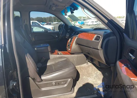 2009 Chevrolet Tahoe Ltz from USA, damaged, VIN 1GNFK33219J114669